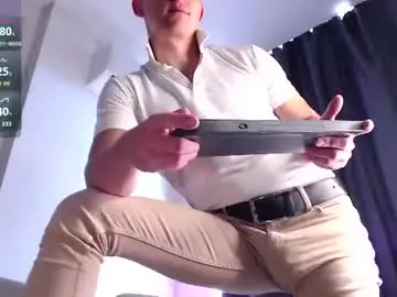 Chaturbate Sex Cam of night_wwwolf