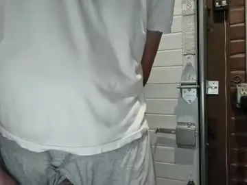 Chaturbate Live Sex Cam of cammyman6900