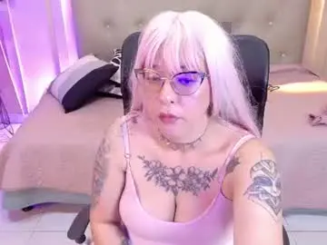 Chaturbate Nude Webcam of chloerossee