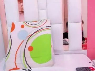 Chaturbate Free Porn Cam of hassly_hot69
