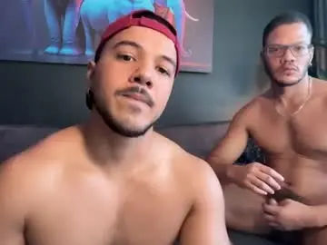 Chaturbate Sex Cam of highlatin_guys