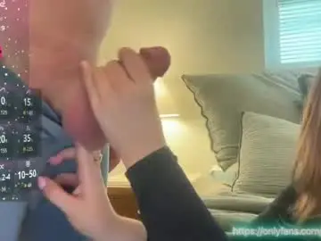 Chaturbate Live Sex of daddyslittlegirl12