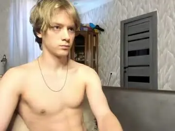 Chaturbate Adult Video Chat of milkiwy