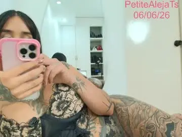 Chaturbate Best live sex cam show of petitealejats