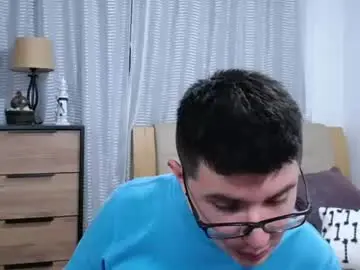 Chaturbate Sex Cam of kevinhunts