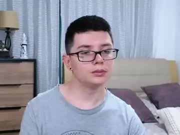 Chaturbate Adult Video Chat of kevinhunts