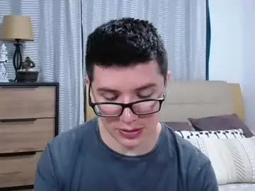 Chaturbate Best live sex cam show of kevinhunts