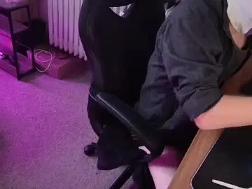 Chaturbate Watch Live Sex Cams of littleteasev2