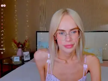 Chaturbate Live Sex Cam of bellatip