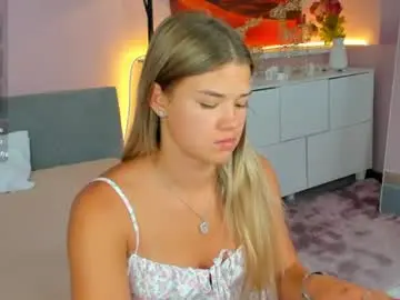 Chaturbate Adult Video Chat of cherry_lexi