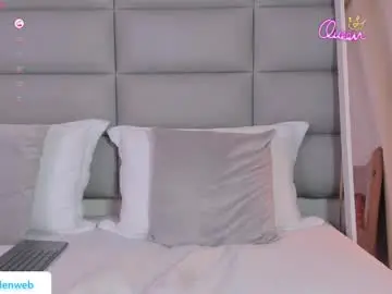 Chaturbate Live Porn of miss_valen_