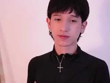 Chaturbate Sex Cam of suki_doll