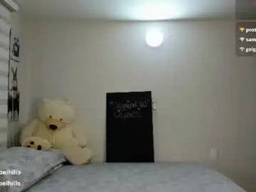 Chaturbate Live Sex Cam of isabelhills