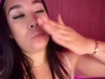 Chaturbate Adult Video Chat of leahtemptation