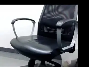 Chaturbate Live Sex Cam of officelush