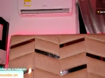 Chaturbate Live Porn of madissonlee__
