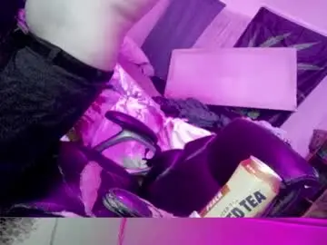 Chaturbate Live Porn of kinkybiguy14