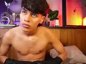 Chaturbate Sex Cam of andrewortix