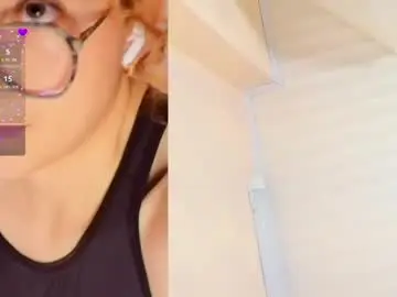 Chaturbate Watch Live Sex Cams of milleyjones_