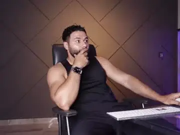 Chaturbate Free Live Porn of glennmasters