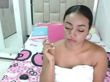 Chaturbate Sex Cam of ebony_mommy