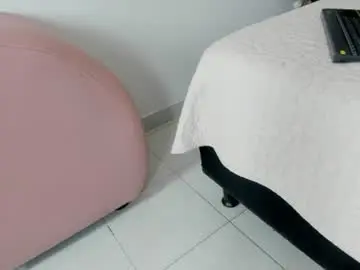 Chaturbate Free Live Porn of bruno_fox_