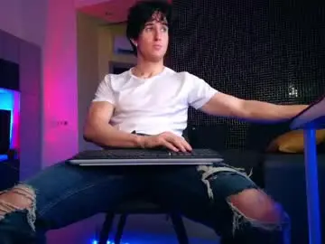 Chaturbate Live Sex Cam of christianlevine_