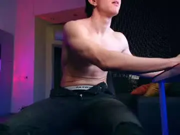 Chaturbate Watch Live Sex Cams of christianlevine_
