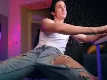 Chaturbate Nude Webcam of christianlevine_