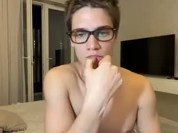 Chaturbate Nude Webcam of forrestgamp