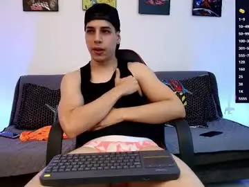 Chaturbate Nude Webcam of jonathanjoestar_
