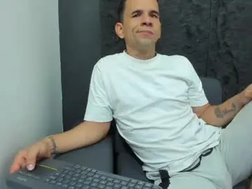 Chaturbate Live Porn of matthew_white2