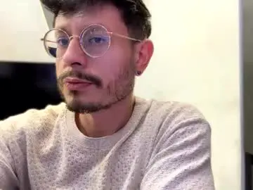 Chaturbate Adult Video Chat of erotic_andrew