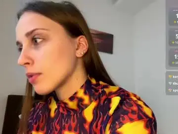 Chaturbate Best live sex cam show of evarenard_