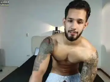 Chaturbate Watch Live Sex Cams of mikethomson01