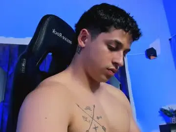 Chaturbate Free Live Porn of adamkeith_1