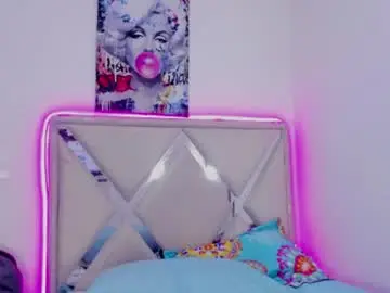 Chaturbate Live Sex Cam of viioleta_stone