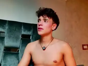 Chaturbate Free Live Porn of ander_ashford77
