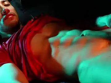 Chaturbate Live Porn of hotlatinking