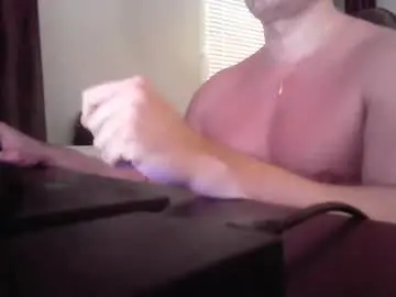 Chaturbate Live Sex Cam of incrediblesexy10