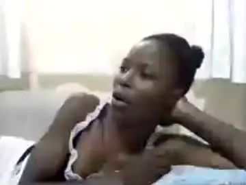Chaturbate Adult Webcams of pretty_petite_ebony
