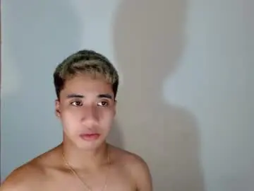 Chaturbate Sex Cam of urguy_habibi