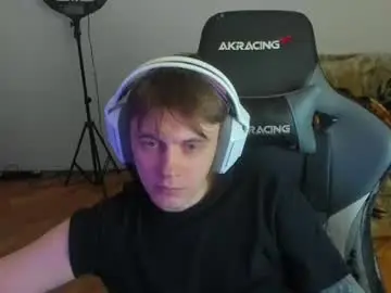 Chaturbate Watch Live Sex Cams of aron_neall