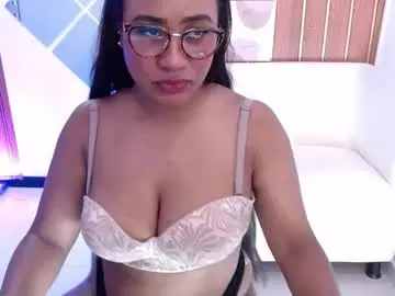 Chaturbate Free Live Porn of sexy_brunnette_luxe