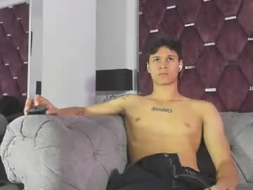 Chaturbate Sex Cam of tonybenedetti