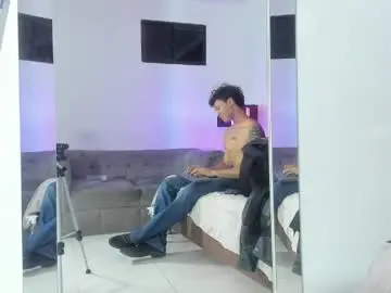 Chaturbate Adult Video Chat of tonybenedetti