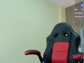 Chaturbate Live Porn of magievans1