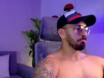 Chaturbate Sex Chat of tony_muscle1