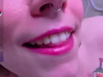 Chaturbate Best live sex cam show of rebelbloom