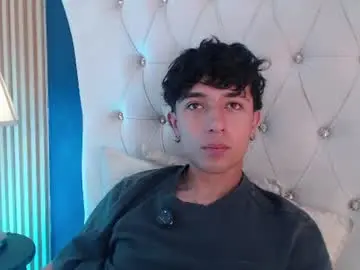 Chaturbate Free Porn Cam of aiden_rivers_
